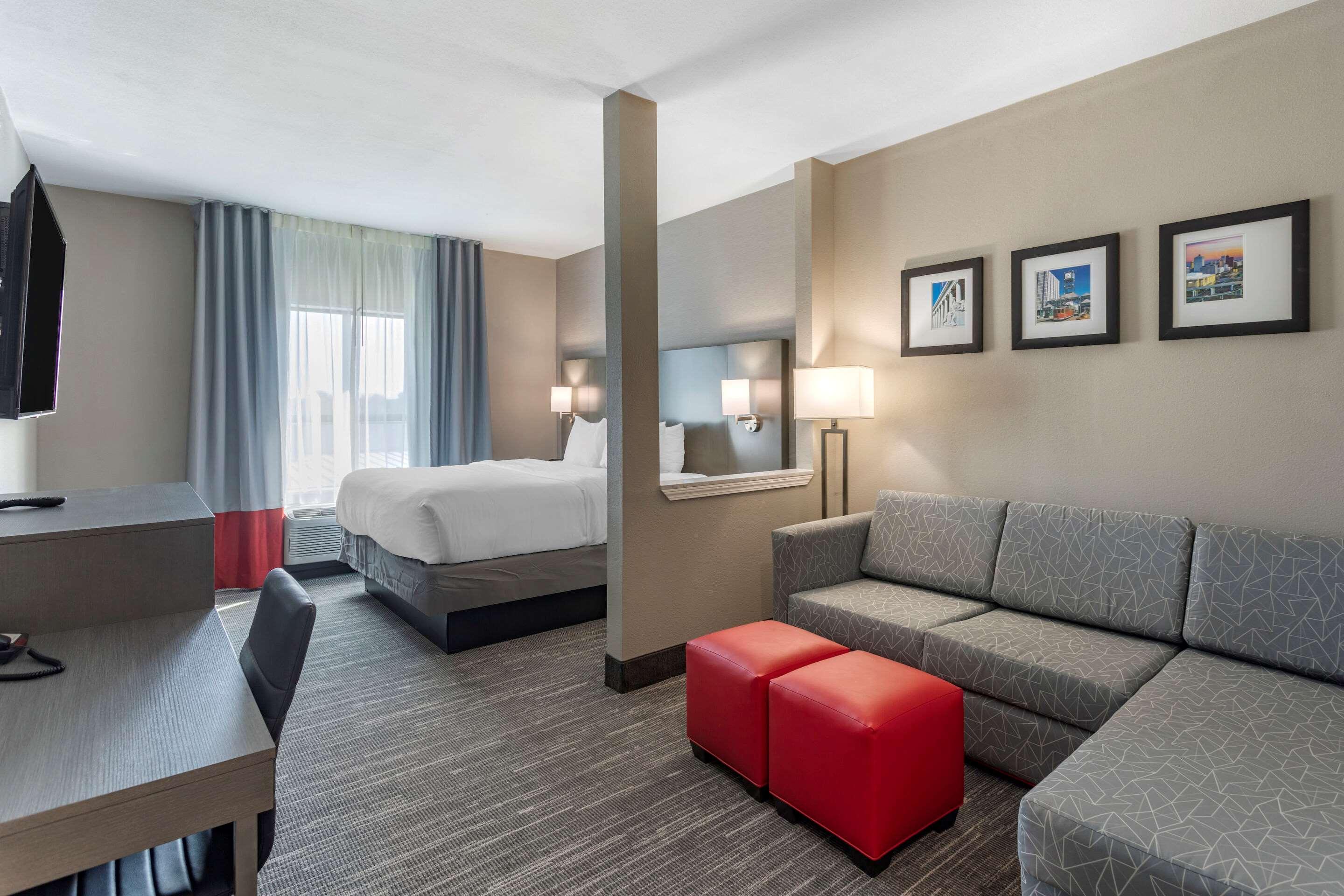 Comfort Inn & Suites Олив Бранч Екстериор снимка