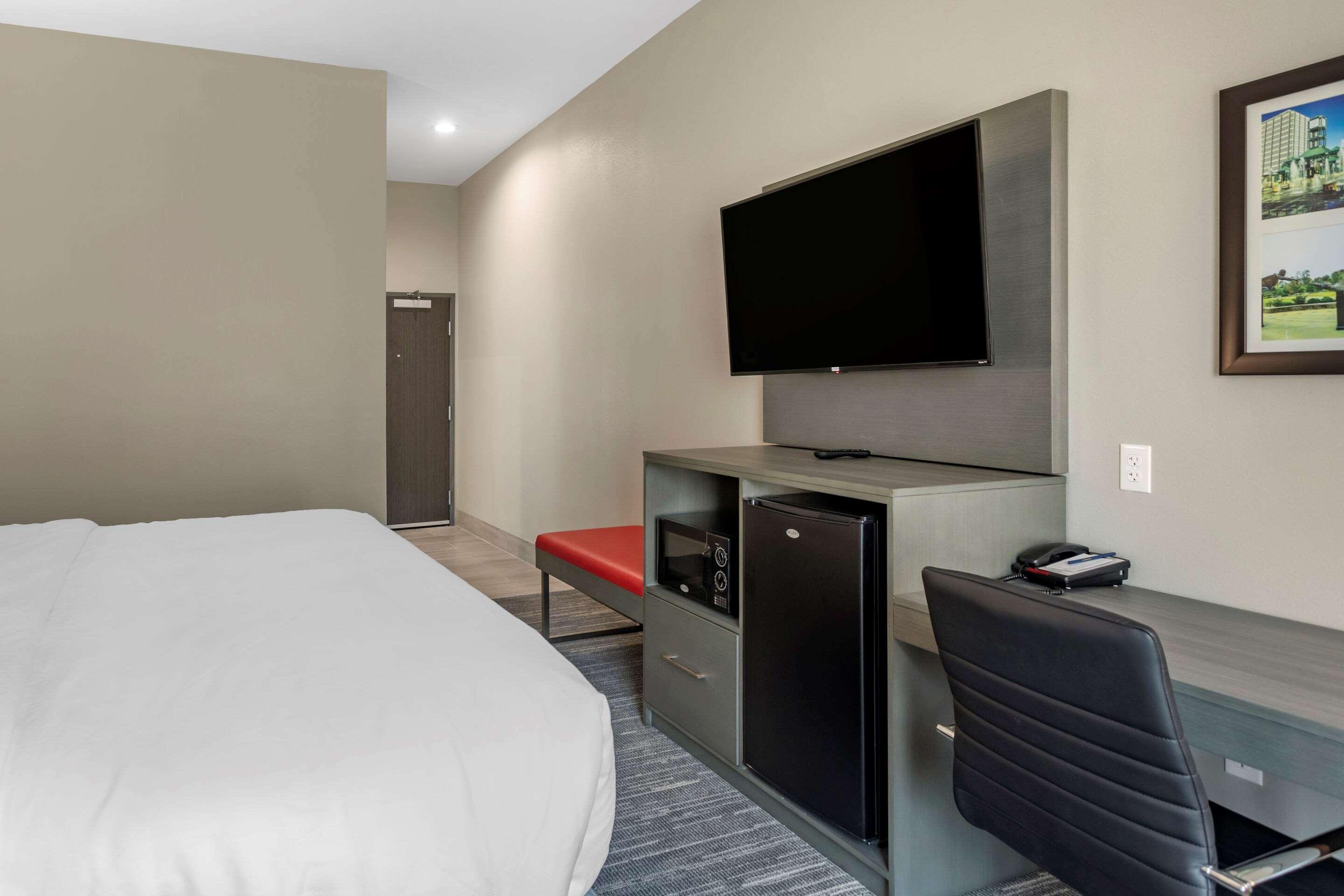 Comfort Inn & Suites Олив Бранч Екстериор снимка