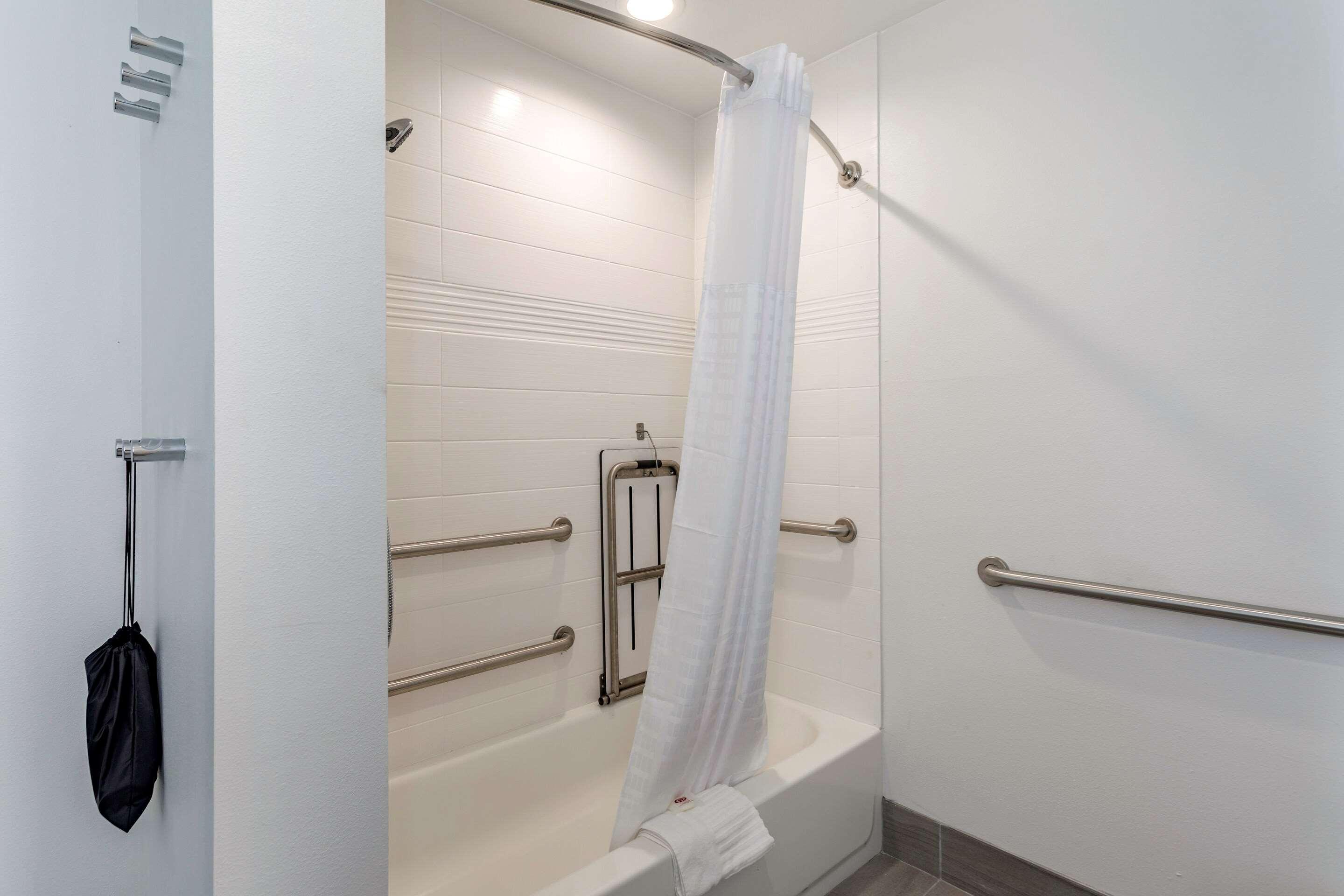 Comfort Inn & Suites Олив Бранч Екстериор снимка